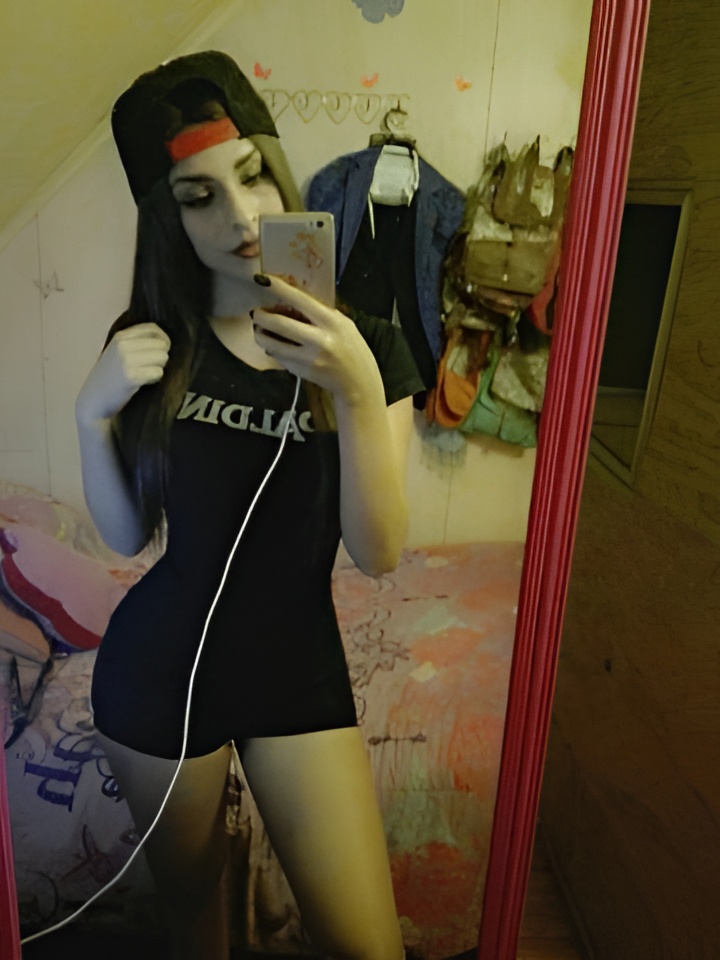 Юхима привлекальеная девушка из Спасск-рязанский цена от 4000 руб